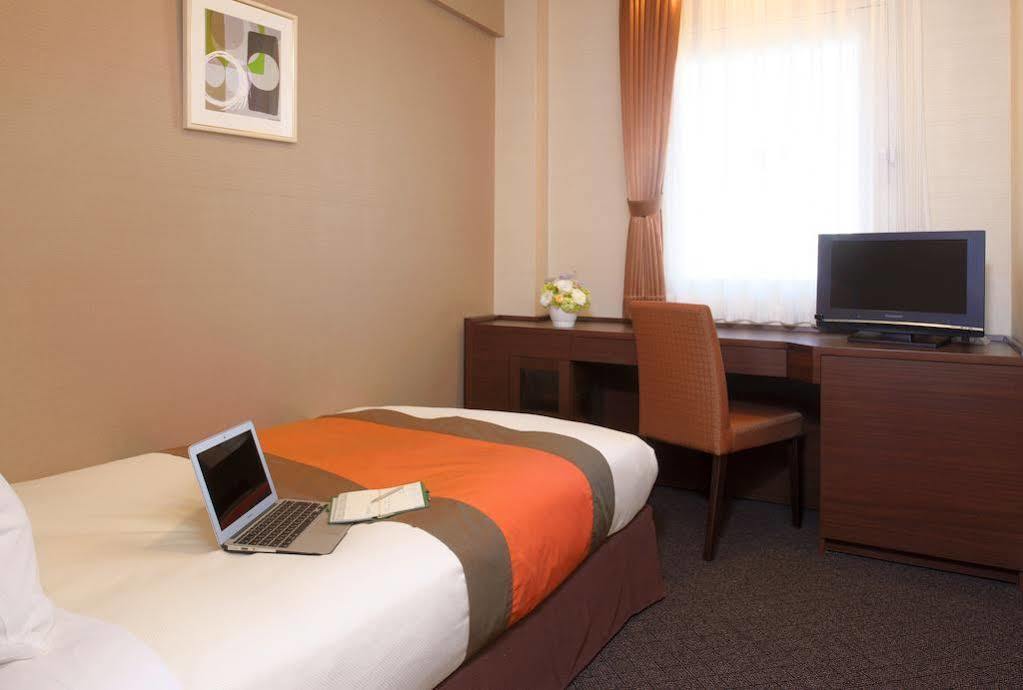 Hotel Crown Palais Aomori Exterior photo