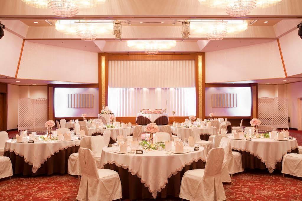 Hotel Crown Palais Aomori Exterior photo